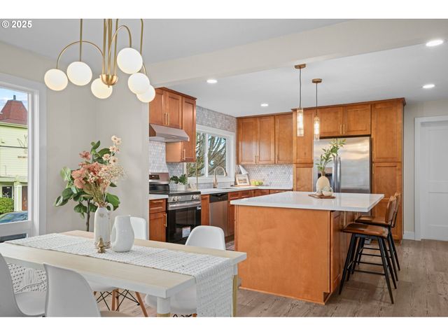 5440 Ne 35TH Ave, Portland, OR 97211