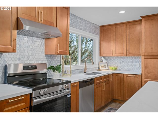 5440 Ne 35TH Ave, Portland, OR 97211