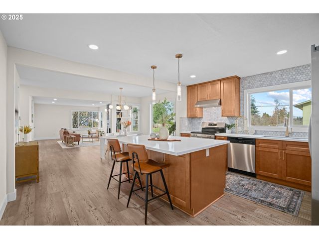 5440 Ne 35TH Ave, Portland, OR 97211