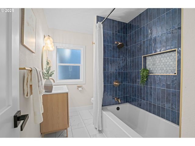 5440 Ne 35TH Ave, Portland, OR 97211