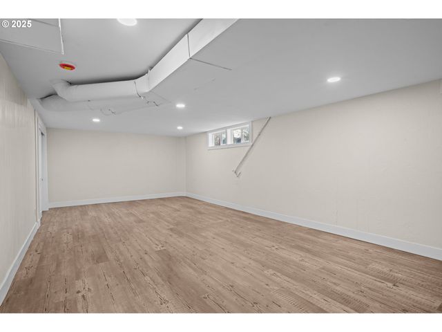 5440 Ne 35TH Ave, Portland, OR 97211