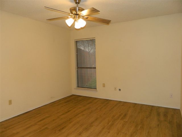 5708 Red Cactus Court, Arlington, TX 76017