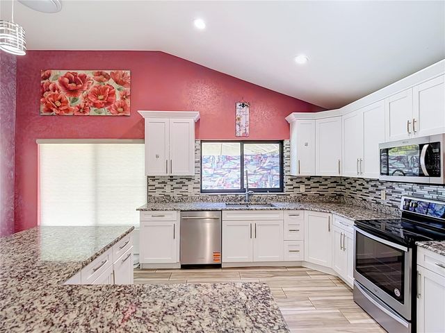 16040 PENWOOD DRIVE, Tampa, FL 33647