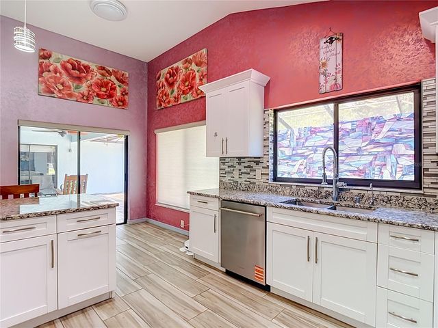 16040 PENWOOD DRIVE, Tampa, FL 33647