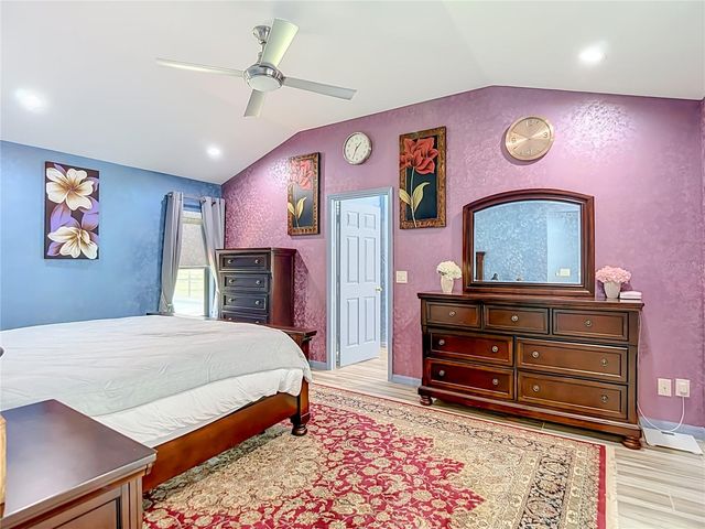 16040 PENWOOD DRIVE, Tampa, FL 33647