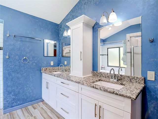 16040 PENWOOD DRIVE, Tampa, FL 33647