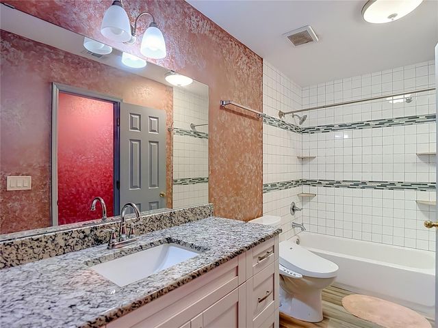 16040 PENWOOD DRIVE, Tampa, FL 33647