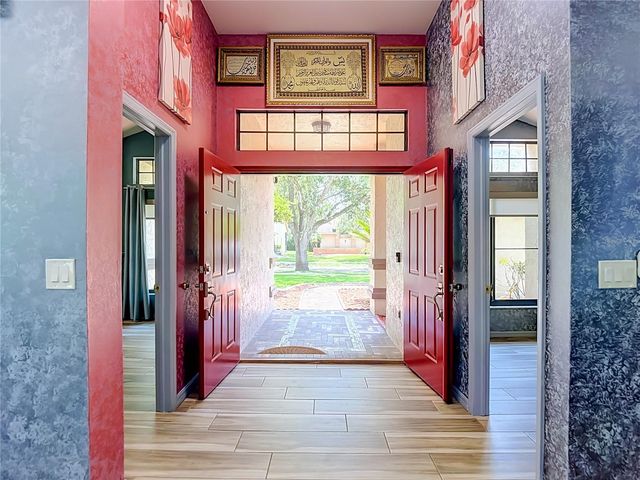 16040 PENWOOD DRIVE, Tampa, FL 33647