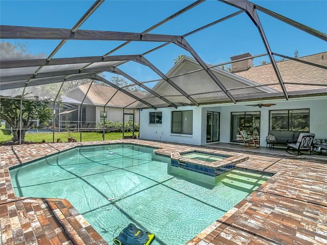 16040 PENWOOD DRIVE, Tampa, FL 33647