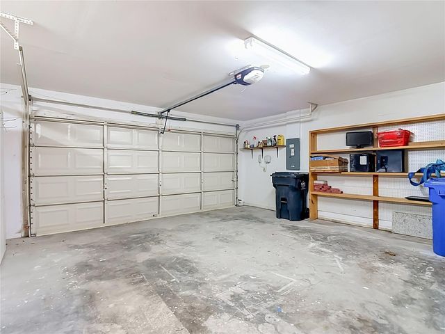 16040 PENWOOD DRIVE, Tampa, FL 33647