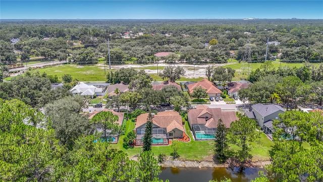 16040 PENWOOD DRIVE, Tampa, FL 33647