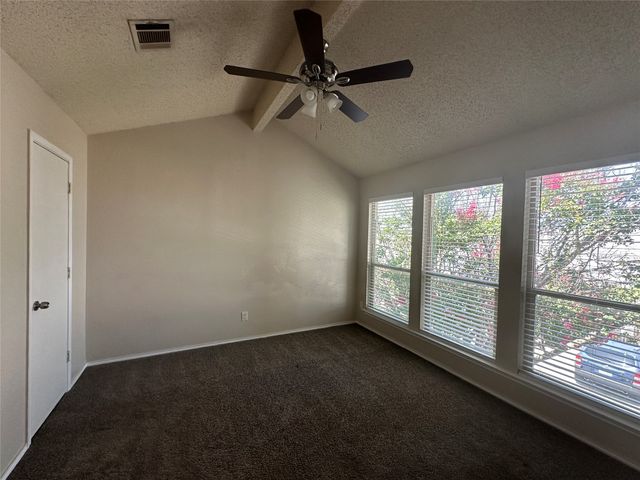 2717 Meadow Park Drive B, Bedford, TX 76021