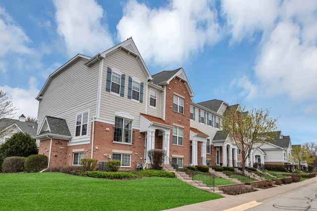 1122 Chelsea Drive, Lake Zurich, IL 60047