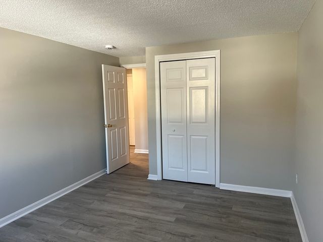 164 Heritage Dr 164, Northbridge, MA 01588