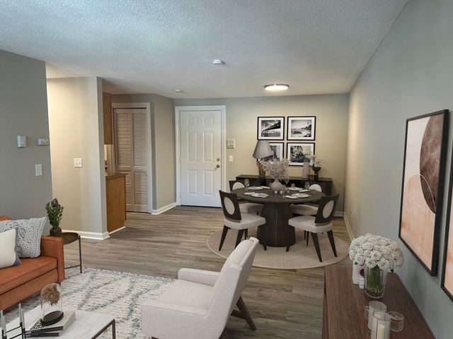 164 Heritage Dr 164, Northbridge, MA 01588