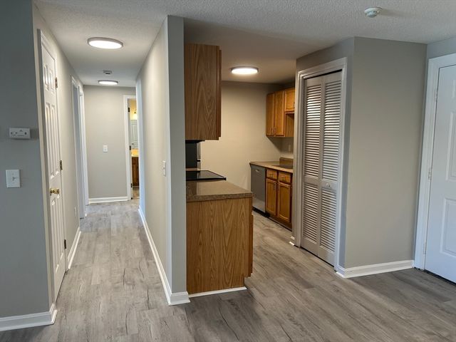 164 Heritage Dr 164, Northbridge, MA 01588