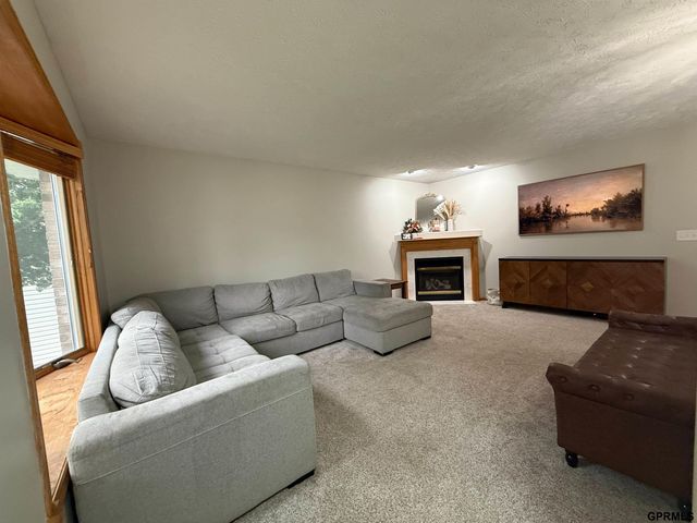 8631 Lavender Circle, Lincoln, NE 68505