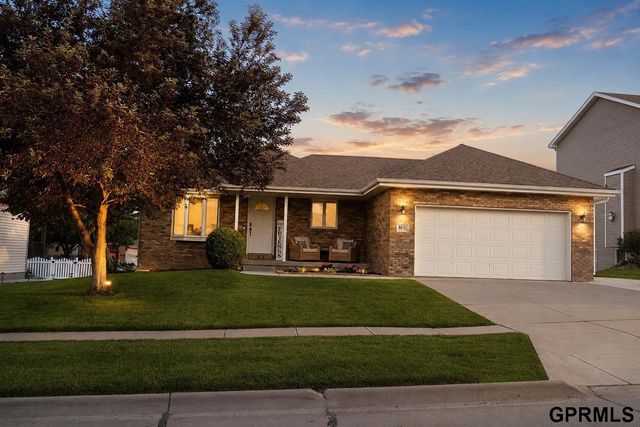 8631 Lavender Circle, Lincoln, NE 68505