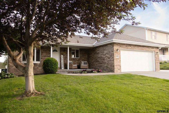 8631 Lavender Circle, Lincoln, NE 68505