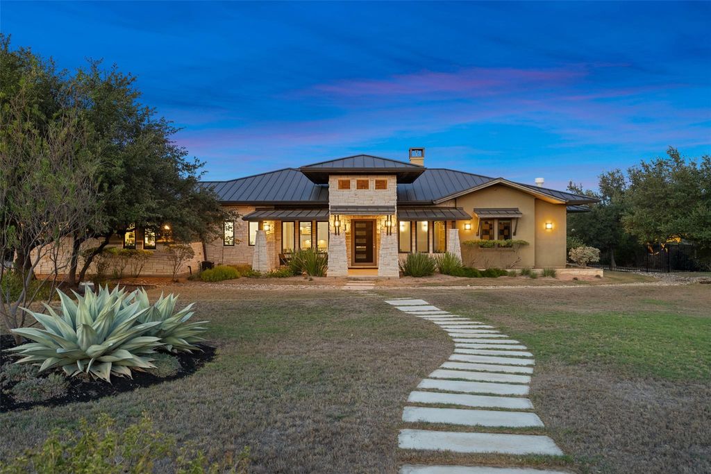 8701 Bellancia DR, Austin, TX 78738