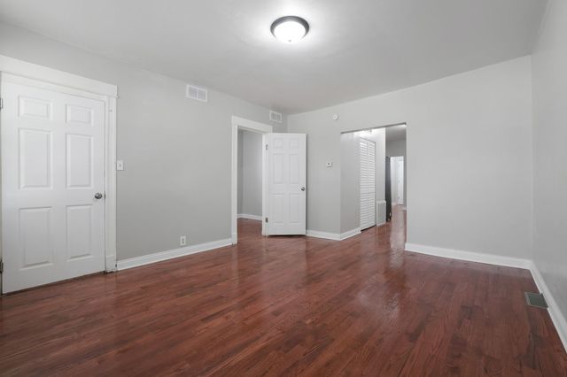 3019 S 49th Avenue, Cicero, IL 60804