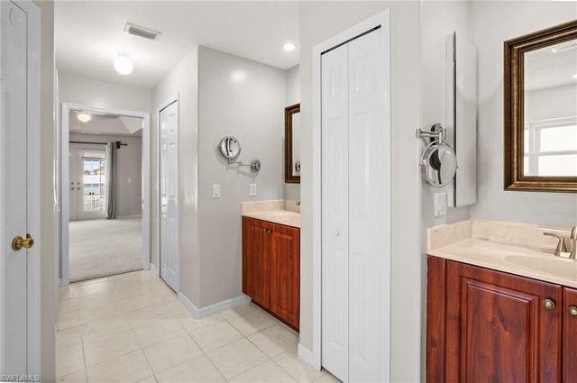 3042 3rd PL, Cape Coral, FL 33993