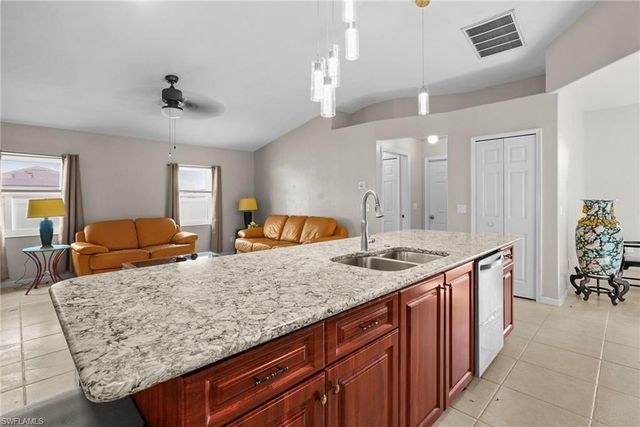 3042 3rd PL, Cape Coral, FL 33993