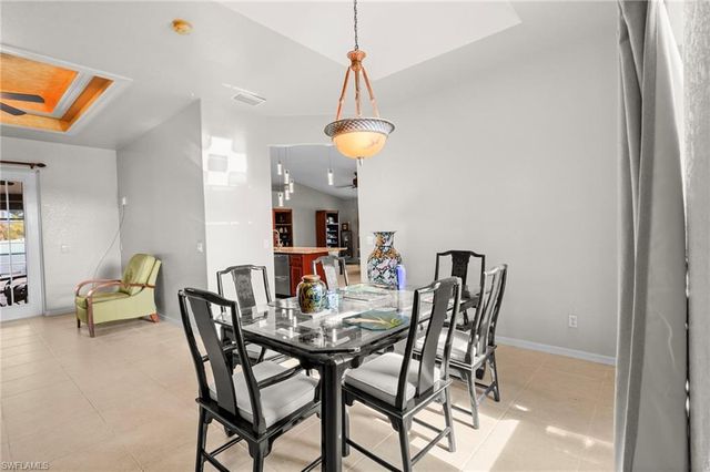 3042 3rd PL, Cape Coral, FL 33993
