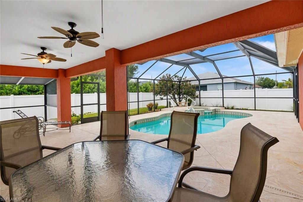 3042 3rd PL, Cape Coral, FL 33993