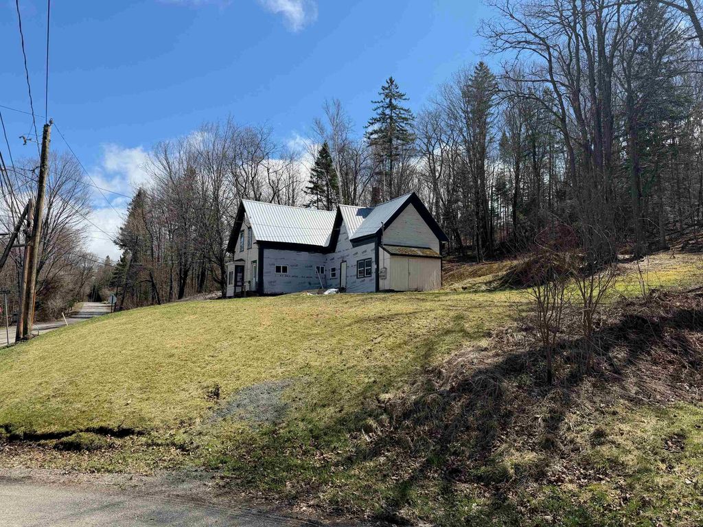 20 High Street, Colebrook, NH 03576