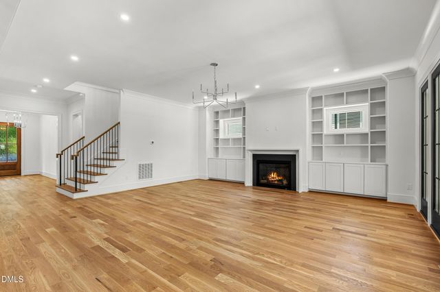 4 Chantilly Place, Durham, NC 27707
