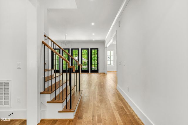 4 Chantilly Place, Durham, NC 27707