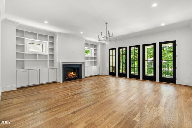 4 Chantilly Place, Durham, NC 27707