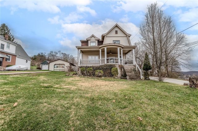 601 E Washington Ave, Connellsville, PA 15425