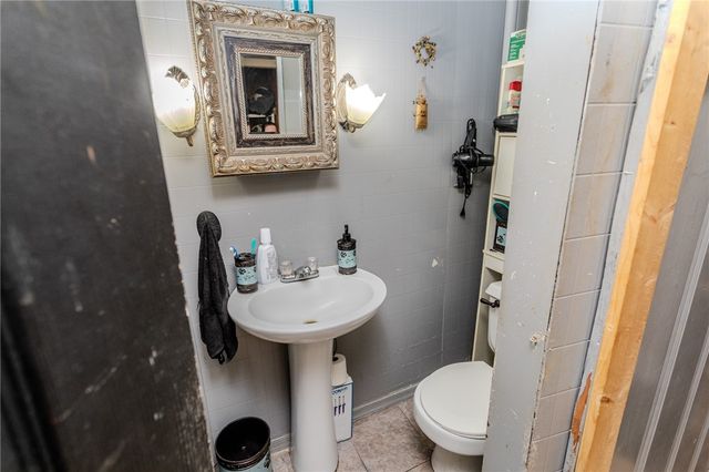 601 E Washington Ave, Connellsville, PA 15425