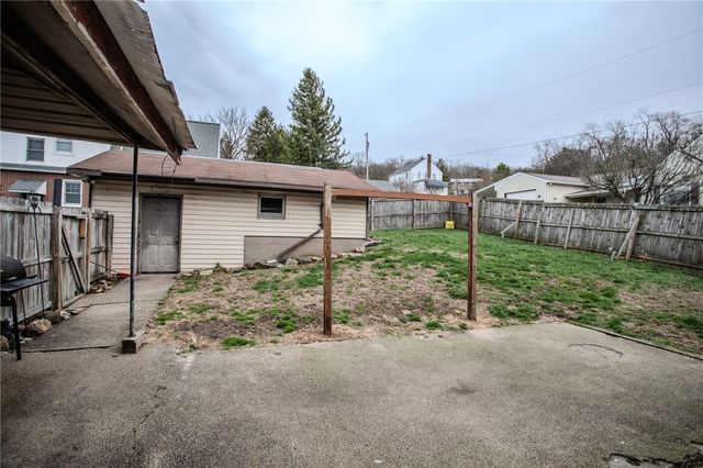 601 E Washington Ave, Connellsville, PA 15425