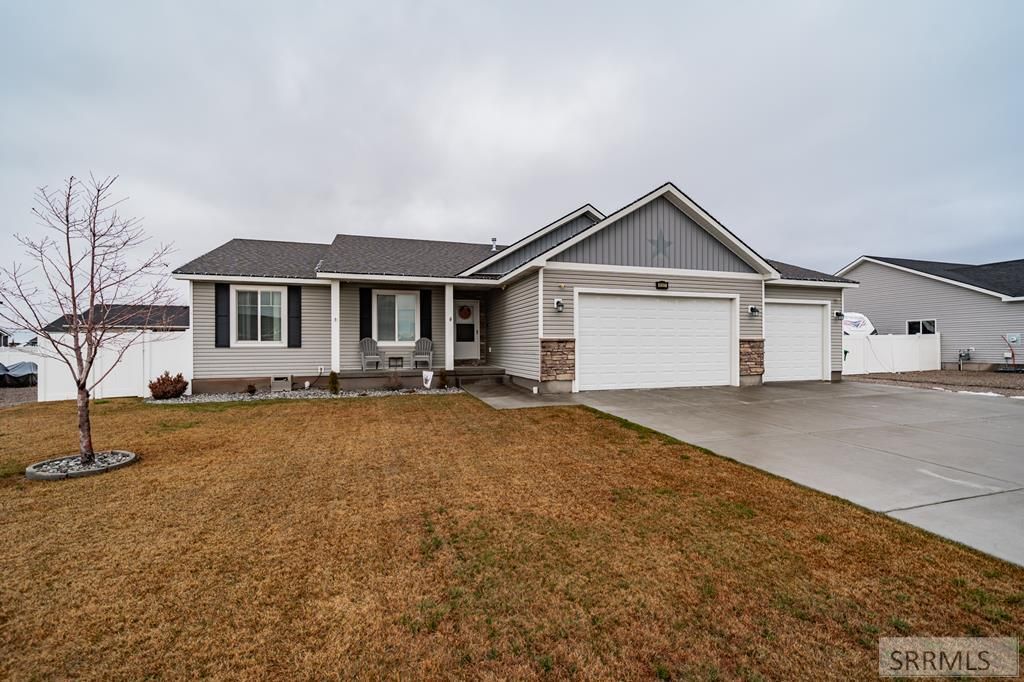 Image 1 of property listing at 4307 E Marlin Avenue, Idaho Falls, ID 83401