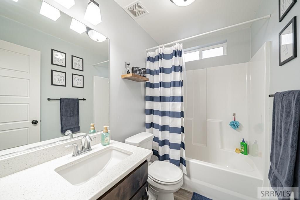 Image 21 of property listing at 4307 E Marlin Avenue, Idaho Falls, ID 83401