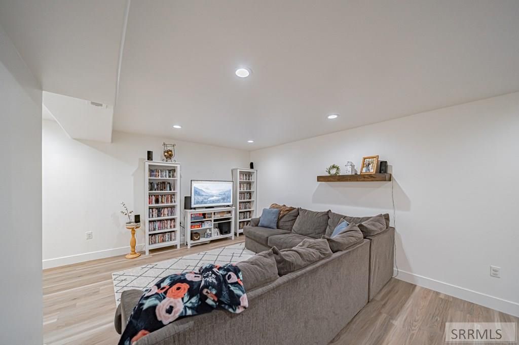 Image 34 of property listing at 4307 E Marlin Avenue, Idaho Falls, ID 83401