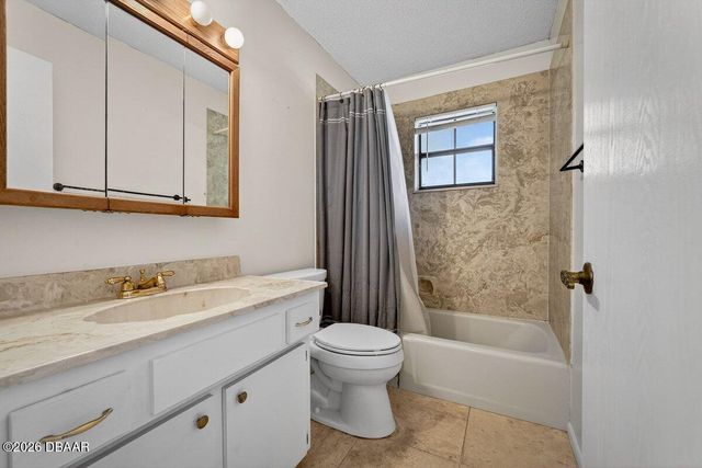 2560 Westwood Avenue, New Smyrna Beach, FL 32168