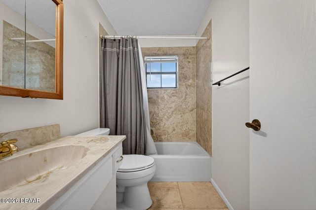 2560 Westwood Avenue, New Smyrna Beach, FL 32168