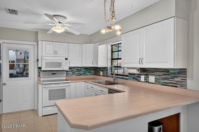 2560 Westwood Avenue, New Smyrna Beach, FL 32168