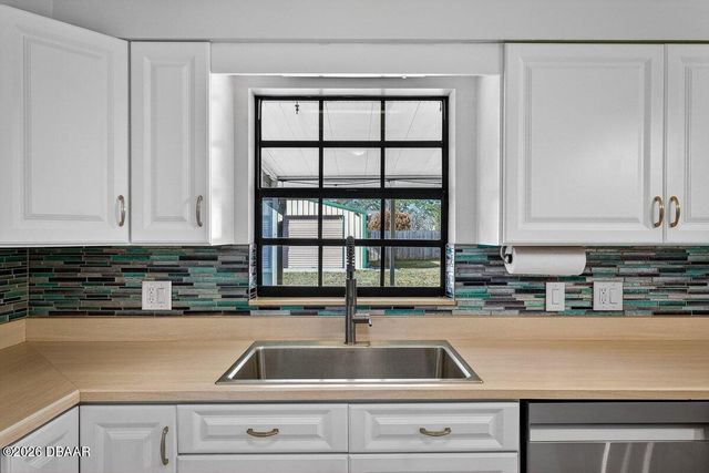 2560 Westwood Avenue, New Smyrna Beach, FL 32168