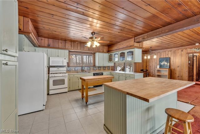 22791 Harms Road, Euclid, OH 44143