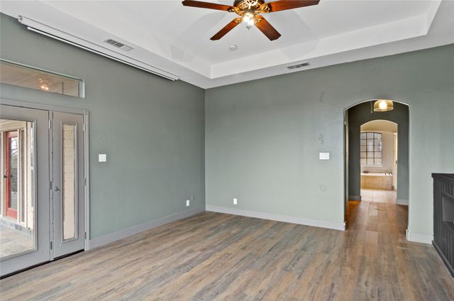 396 Ranchview Court, Bowie, TX 76230