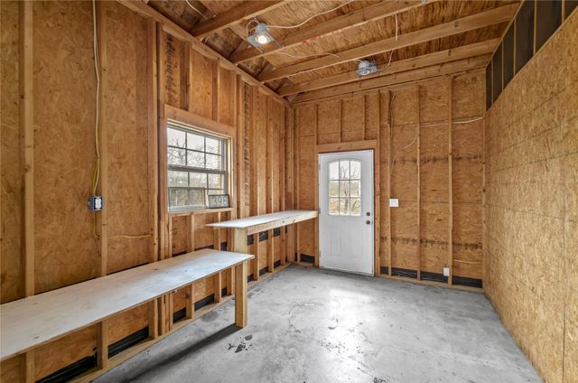 396 Ranchview Court, Bowie, TX 76230