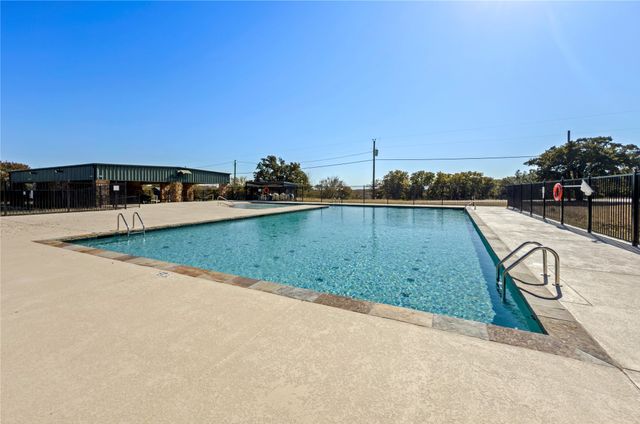 396 Ranchview Court, Bowie, TX 76230