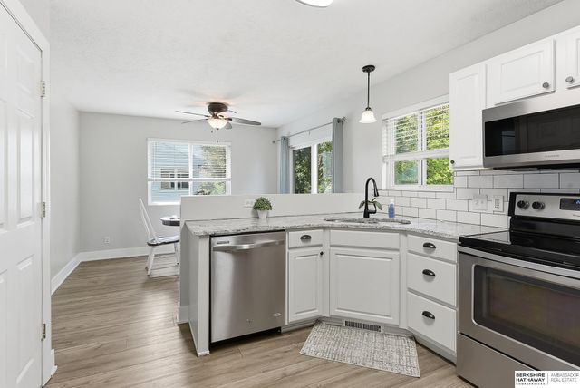 16102 S Street, Omaha, NE 68135