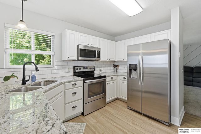 16102 S Street, Omaha, NE 68135