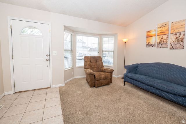 587 E EASTPOINTE CIR, North Salt Lake, UT 84054